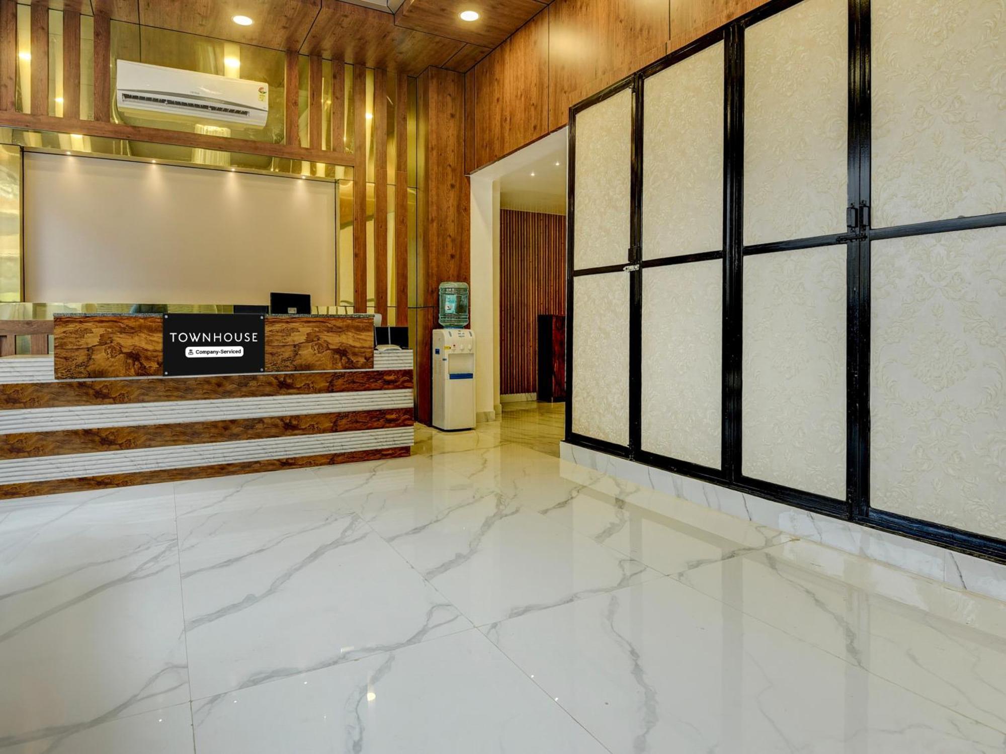 Townhouse Madgaon Hotel Raia Exterior foto